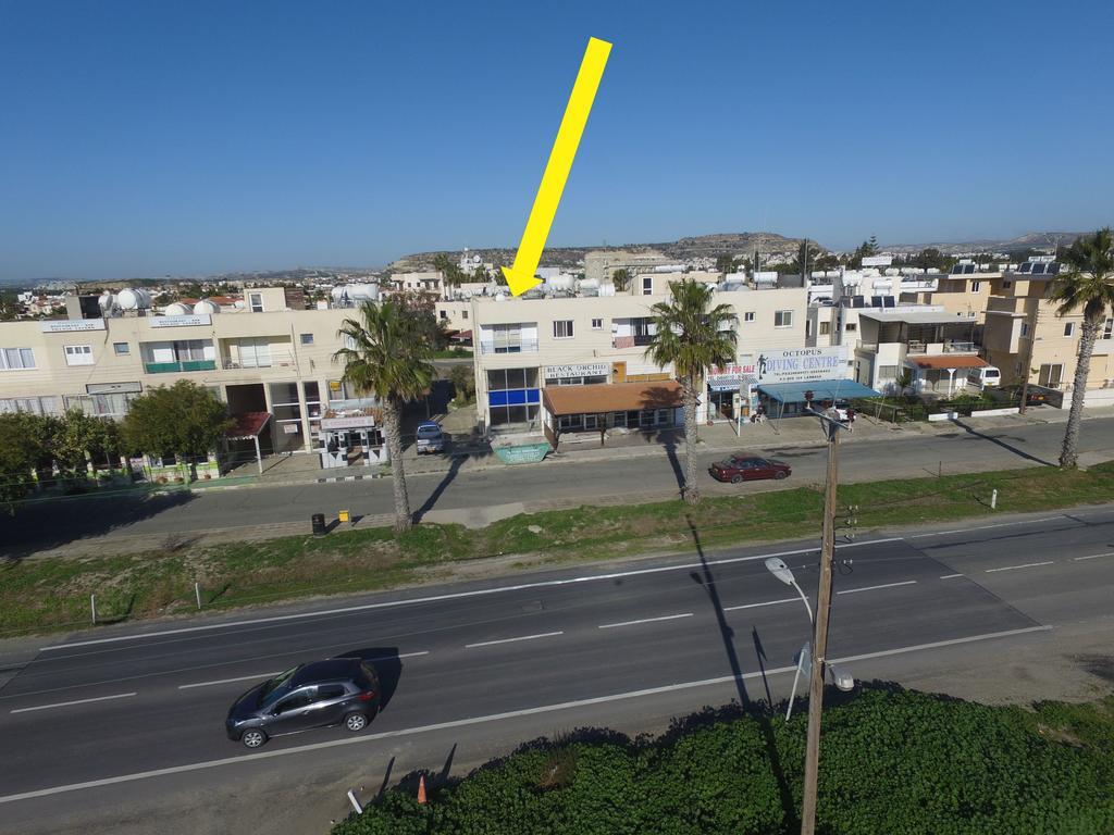 Isavella Apartments Makenzy Larnaca Dış mekan fotoğraf